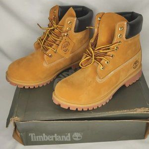 NEW Timberland 10061W Size 7 Men’s Waterproof Boot Wheat Yellow *DAMAGED BOX*